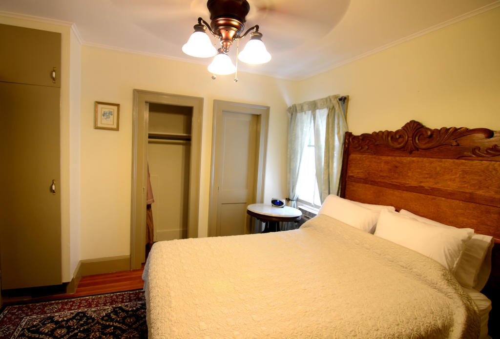 Union Gables (Adults Only) Hotel Saratoga Springs Room photo
